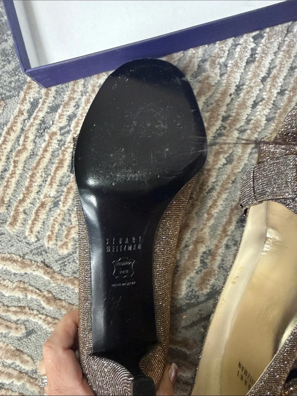 Stuart Weitzman 8.5 Women's Glitter Bow Pump in Dark Taupe